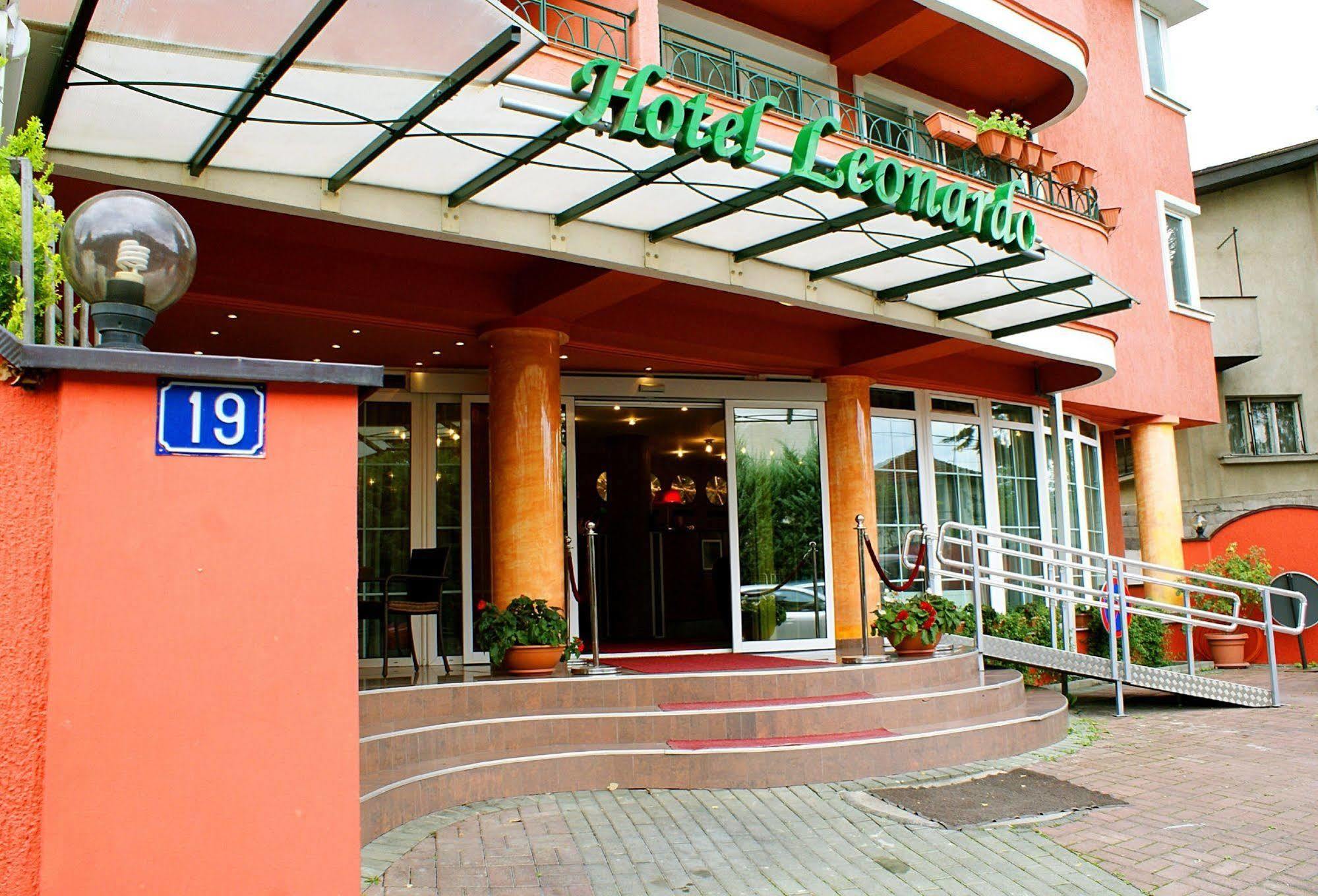 Leonardo Hotel Skopje Extérieur photo