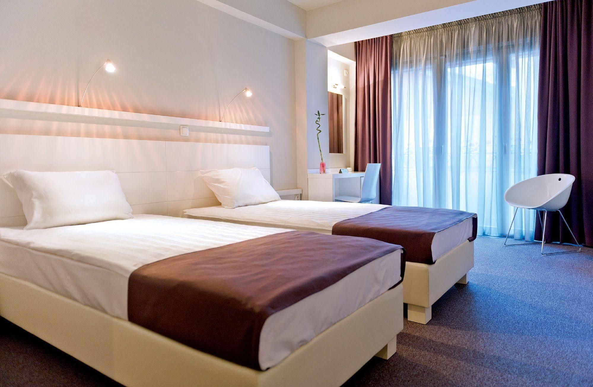 Leonardo Hotel Skopje Extérieur photo