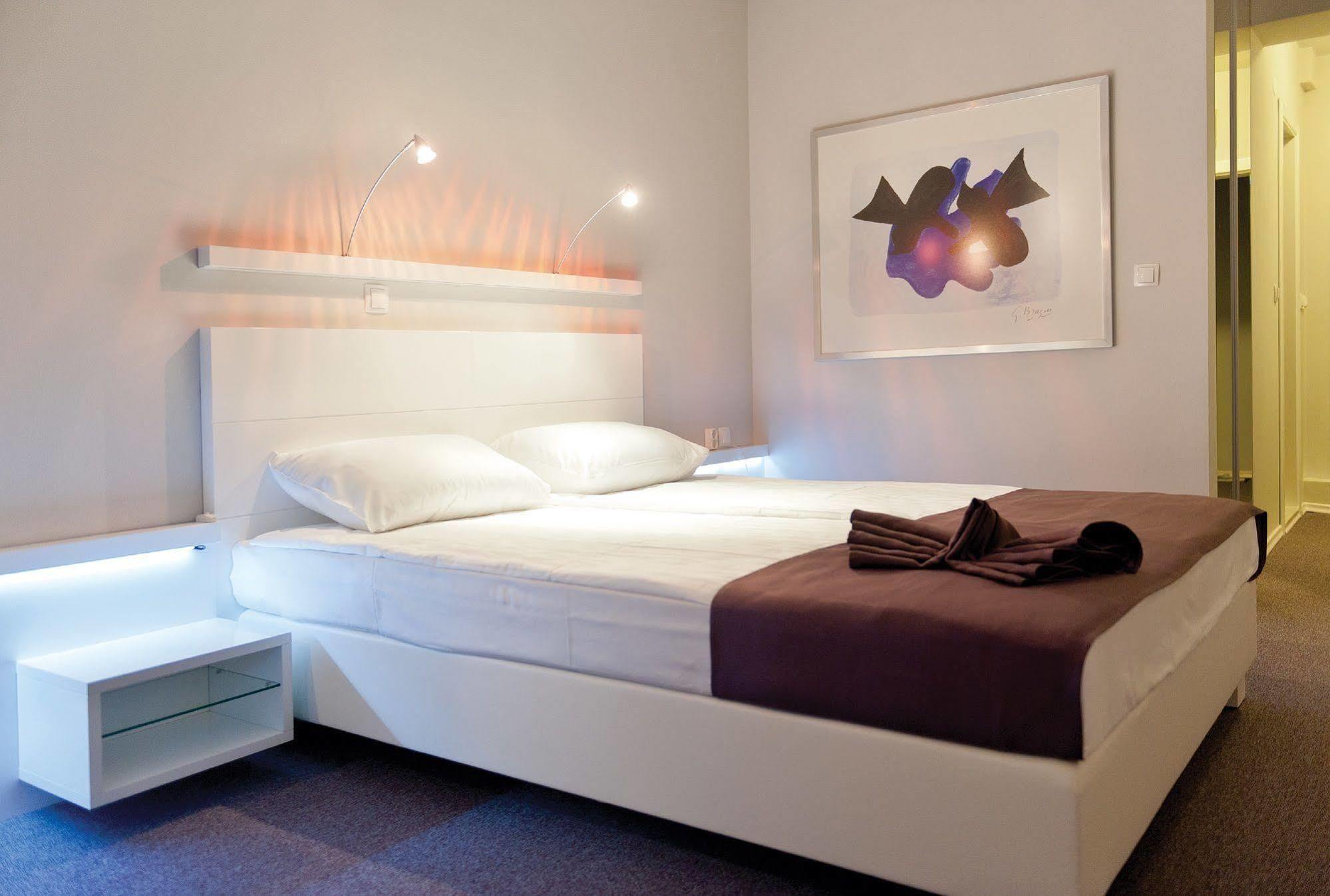 Leonardo Hotel Skopje Extérieur photo