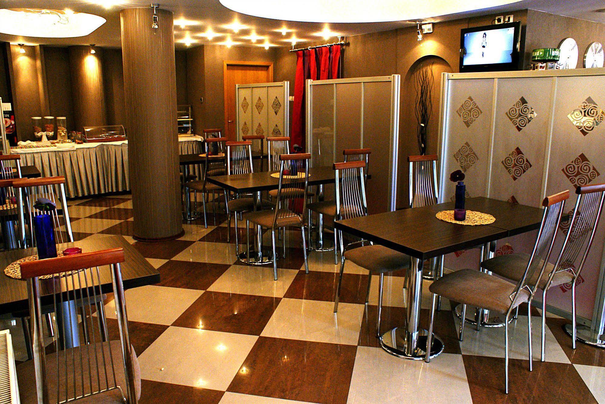 Leonardo Hotel Skopje Extérieur photo