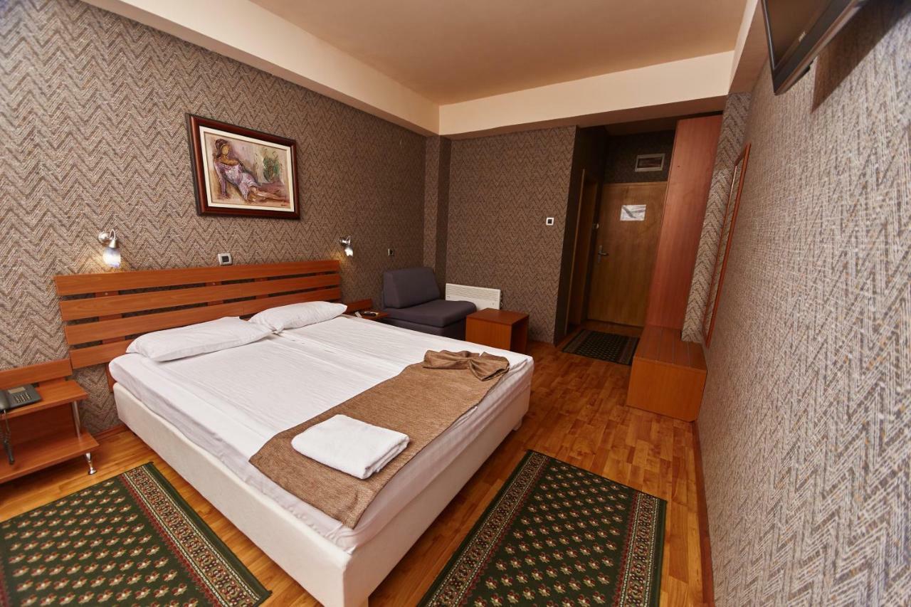 Leonardo Hotel Skopje Extérieur photo