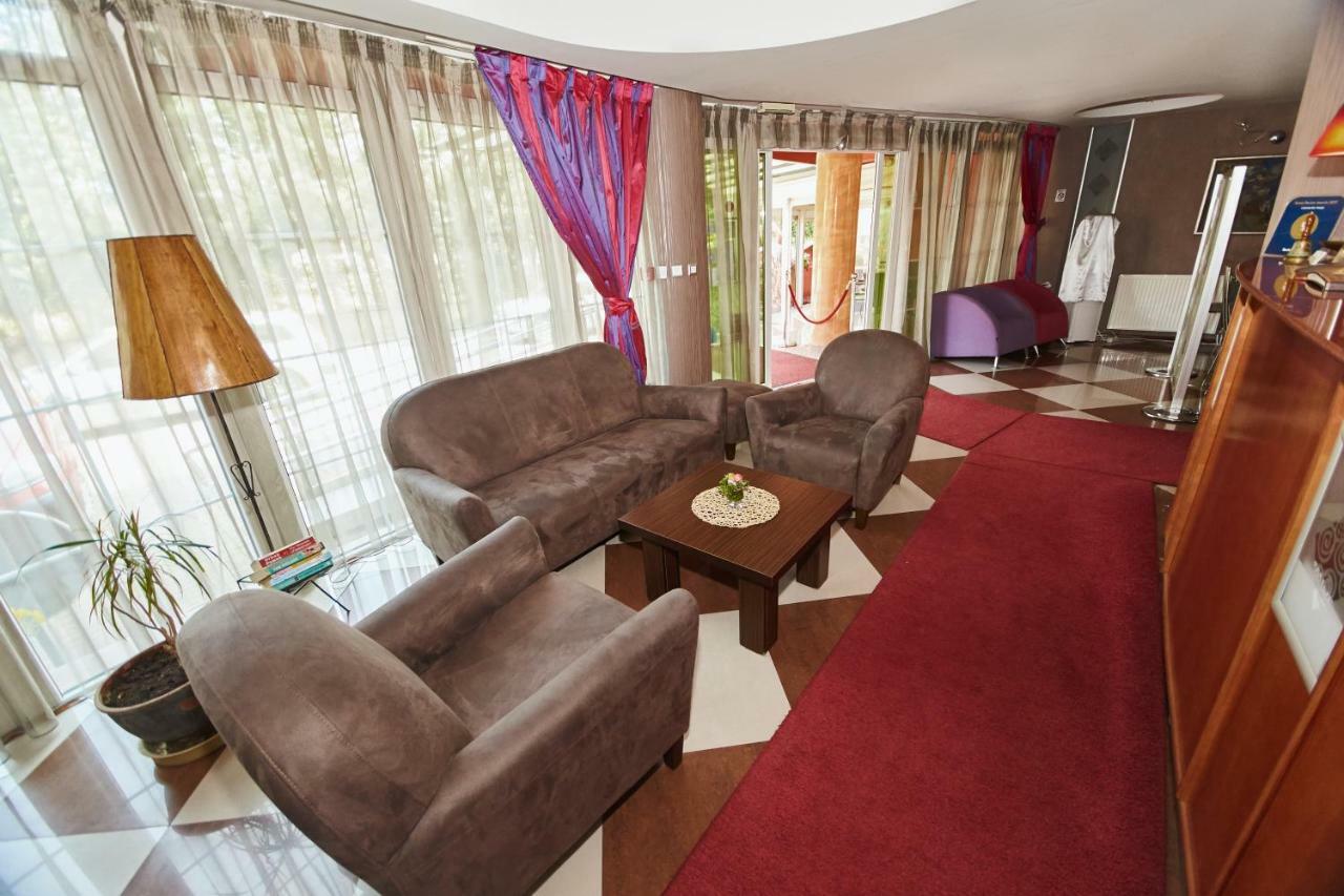 Leonardo Hotel Skopje Extérieur photo