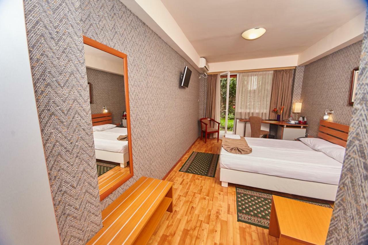 Leonardo Hotel Skopje Extérieur photo