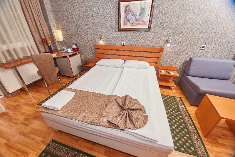 Leonardo Hotel Skopje Extérieur photo